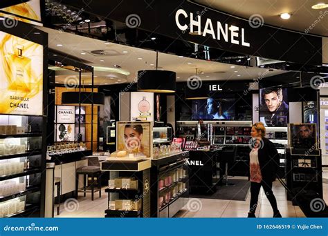 chanel perfume gatwick airport|chanel london gatwick airport.